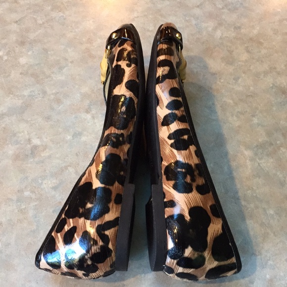Anne Klein iflex leopard print flats (sz 7 1/2) - Picture 3 of 9